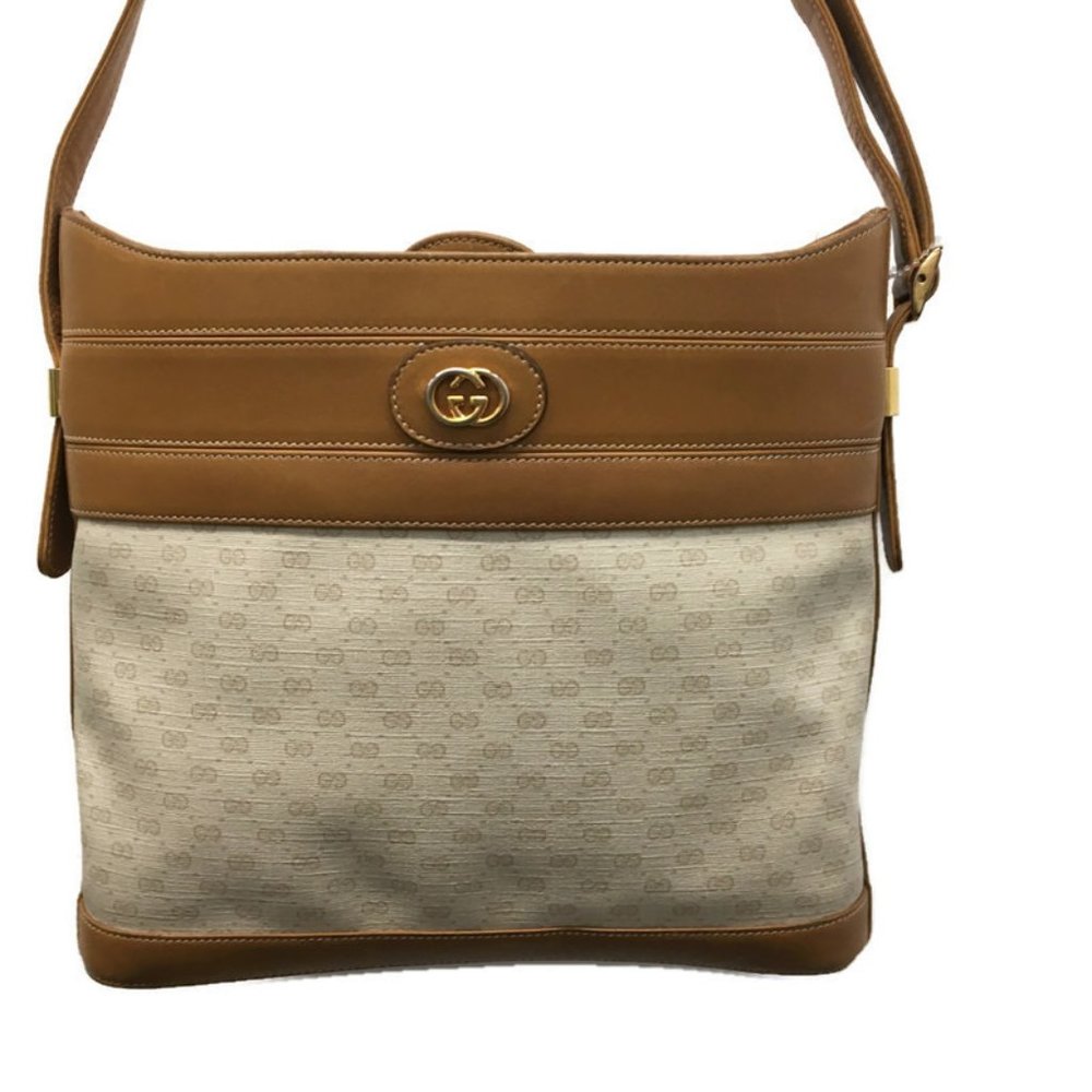 Gucci – Vintage Beige Double G Shoulder Bag